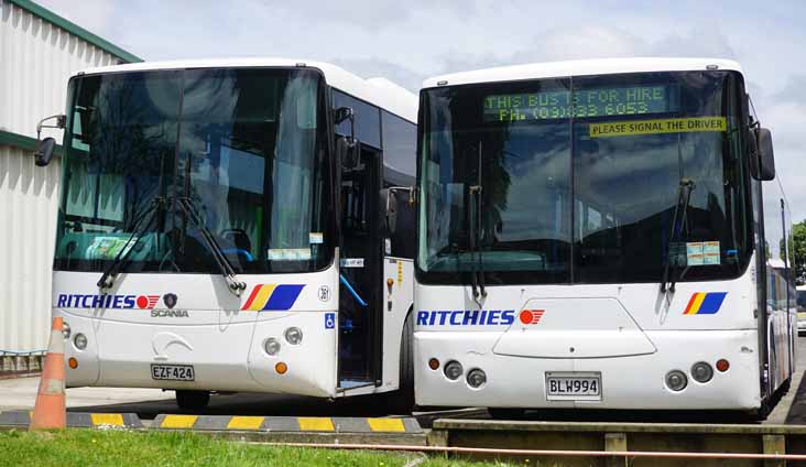 Ritchies Scania K230UB Kiwi 361 & Designline Designtech Macrotech 650